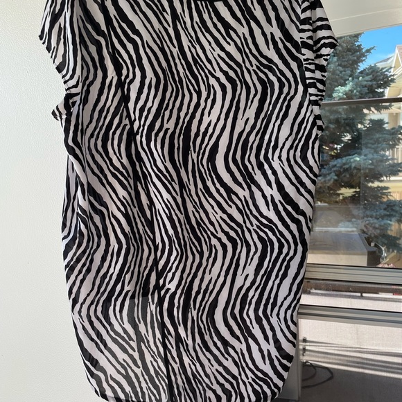 Zebra print tunic - Picture 3 of 4